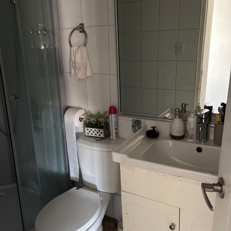 Habitación cerca de Pajarito, Aeropuerto, Clínicas, esc PDI y Carabineros - Double Room - 2