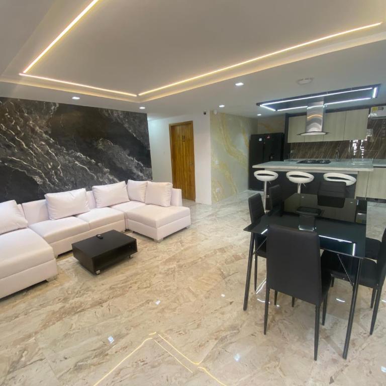Casa de lujo en barrio popular - Apartment - Ground Floor - 3