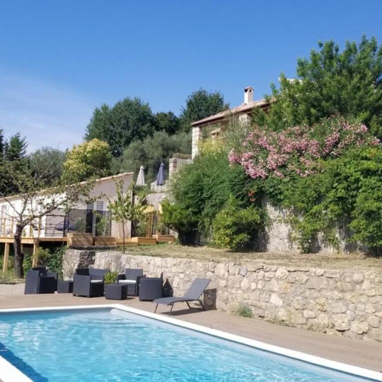 Propriété 22 pers avec jardin et piscine - Ferienhaus - 27