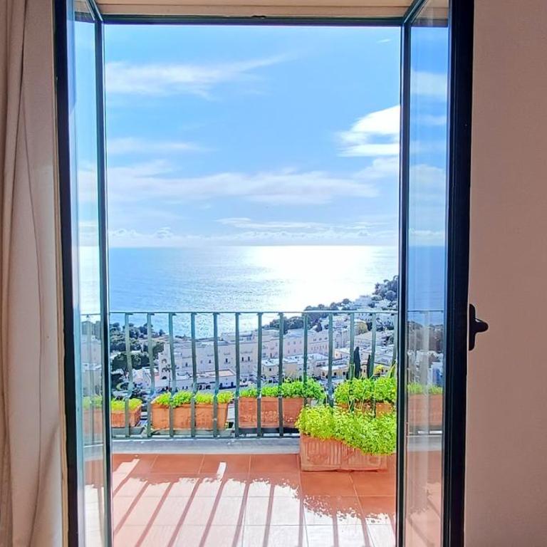Appartamento Vista Mare e Isola - Appartamento con 3 Camere da Letto e Vista Mare - 2