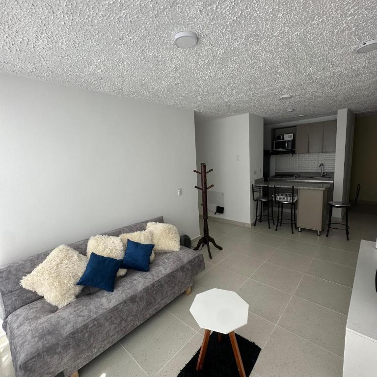 Apartamento cálido con ubicación excepcional - Apartamento de 2 dormitorios - 1