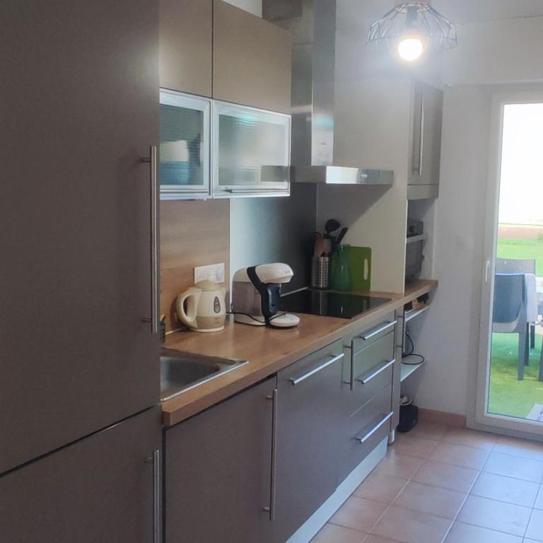 T2 meublé à 300m de la mer - Apartamento de 1 dormitorio - 2