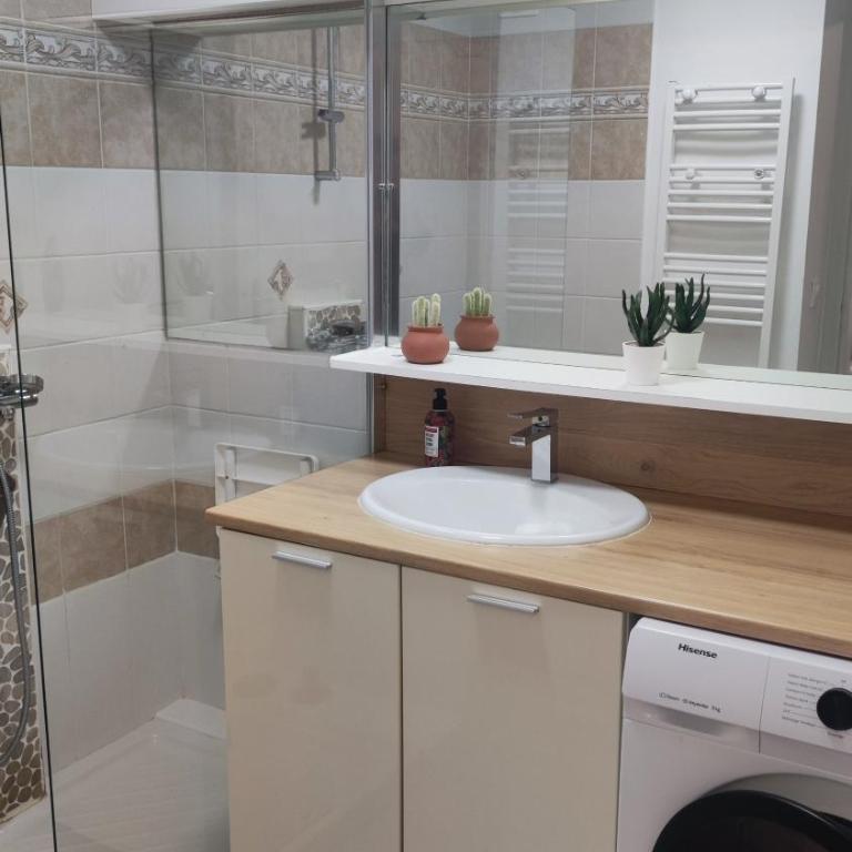 T2 meublé à 300m de la mer - Apartamento de 1 dormitorio - 9