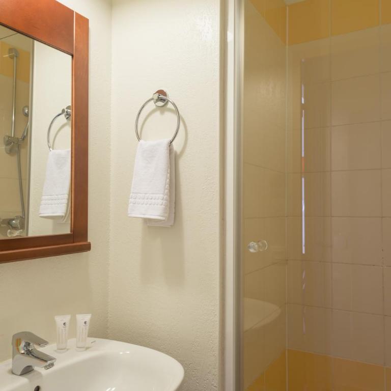Résidence Pierre & Vacances Les Rives de l'Aure - Appartement 3 Chambres avec Balcon (8 Personnes) - 5