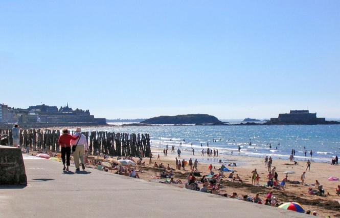 ST Malo Bel appartement plain -pied 300 m gare prés plage du sillon intramuros - Appartamento con 1 Camera da Letto - 17