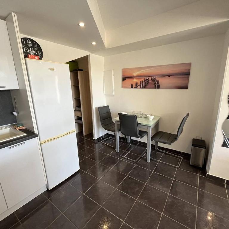 Studio 2 couchages CAP D'AGDE NATURISME CN060-AB131 - Apartment - 12