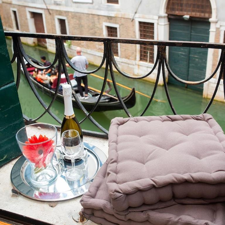 Venice Canal View Modern Noble Apt Ca'Carampane - Apartment mit 2 Schlafzimmern - 7