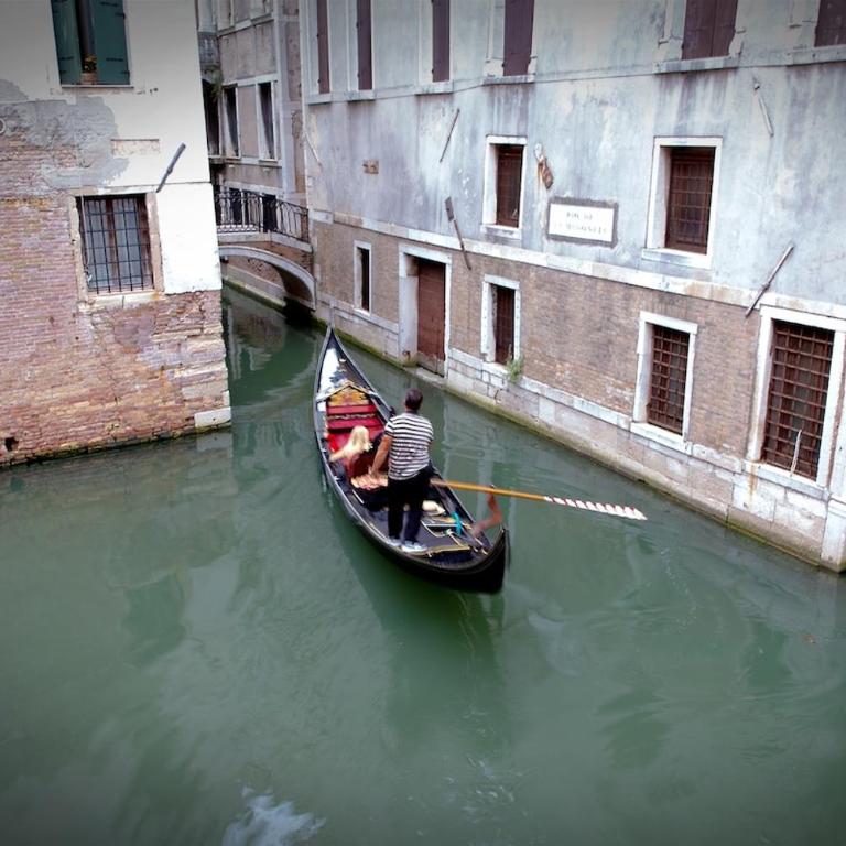 Venice Canal View Modern Noble Apt Ca'Carampane - Apartment mit 2 Schlafzimmern - 56
