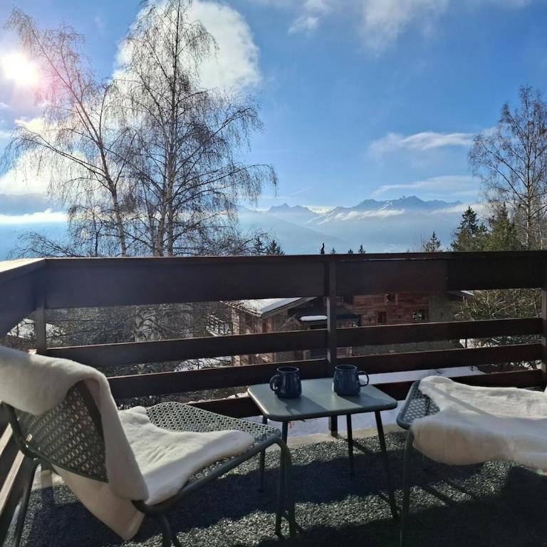 The Edelweiss - Cozy apartment in Anzère - Apartment mit 2 Schlafzimmern und Bergblick - 3