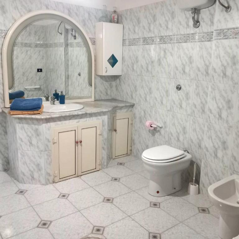 Casa di Roberto - Apartment with Balcony - 15