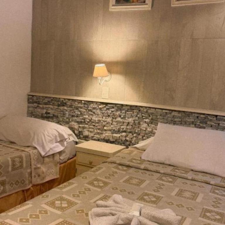 Hotel 9 de Diciembre - Habitación Cuádruple Prémium - 9