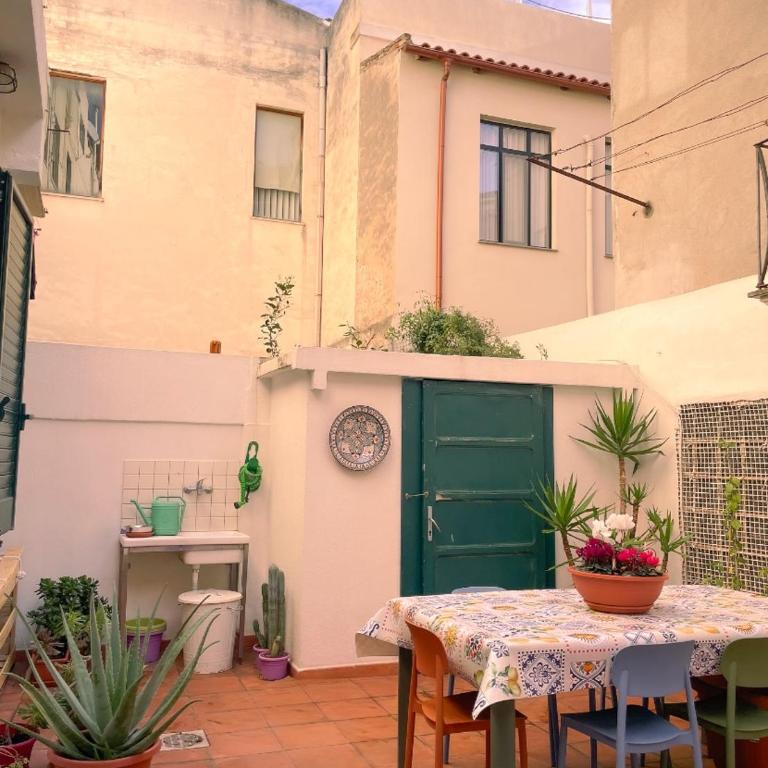 Cozyta, Apartment with Terrace in the heart of Cagliari - Appartamento con 2 Camere da Letto - 19