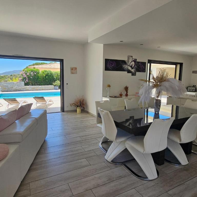 Villa Luxueuse avec piscine privee chauffee - Deluxe Villa - 36