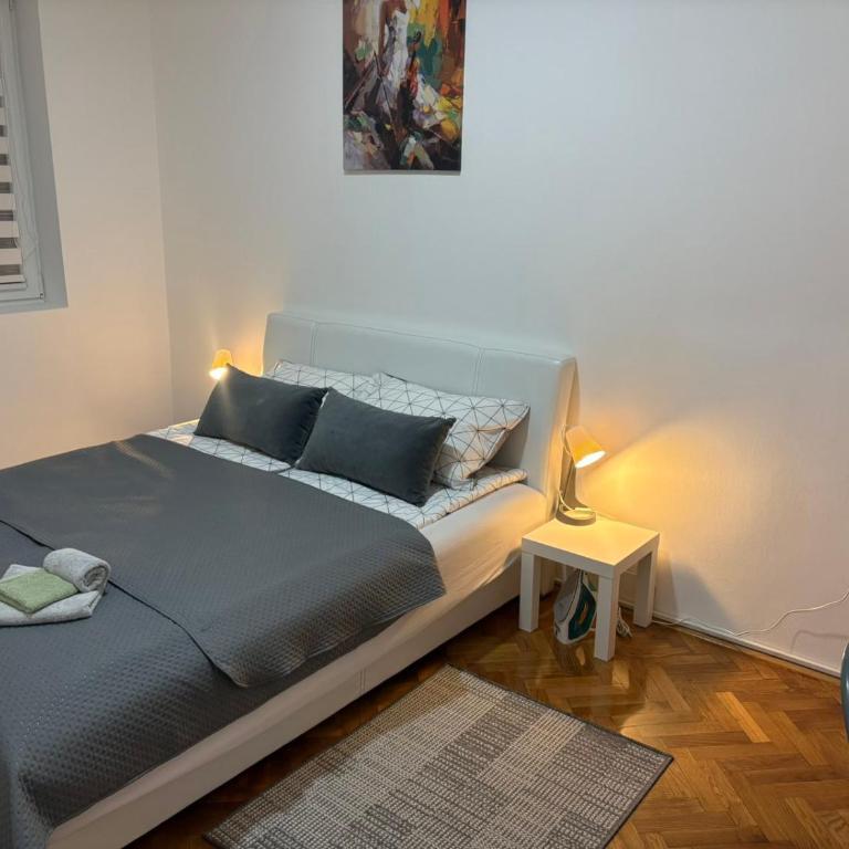 3M Lux Niš - Apartment - 24