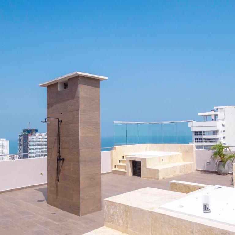 Apto chic con AC 3 hab 2 baños cerca al Mar - Three-Bedroom Apartment - 28