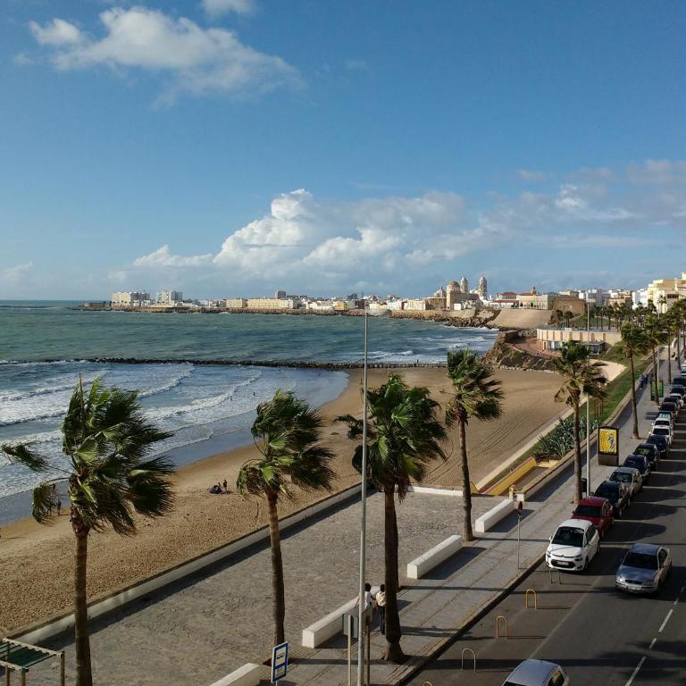 Fernandez Ladreda con Acceso Directo a la Playa y a cinco minutos andando del Centro - Apartamento con vistas al mar - 10