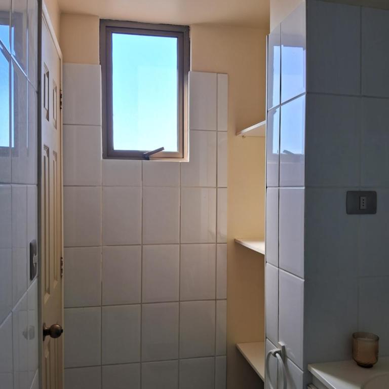 Cómodo y tranquilo - Three-Bedroom Apartment - 5