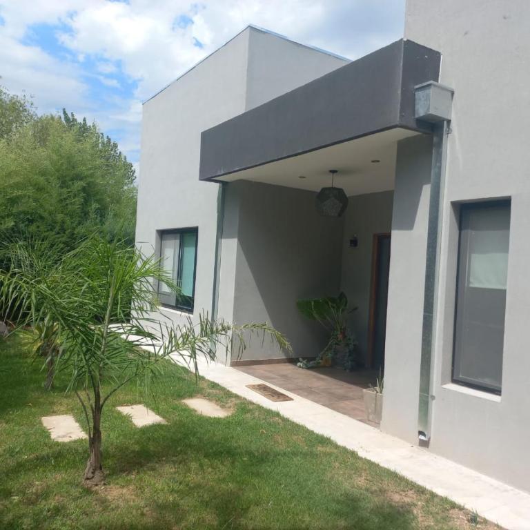 Muana Escobar - Casa de 4 dormitorios - 1