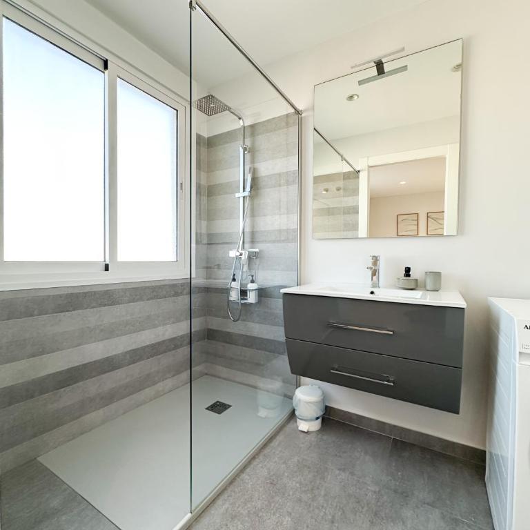 Horizonte 3 Charming apartment with breathtaking sea view at first line of Fuengirola beach - Apartamento de 3 dormitorios con vistas al mar - 34