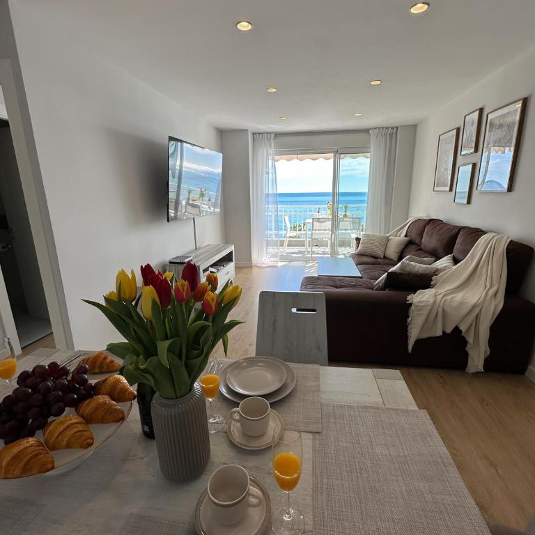 Horizonte 3 Charming apartment with breathtaking sea view at first line of Fuengirola beach - Apartamento de 3 dormitorios con vistas al mar - 11