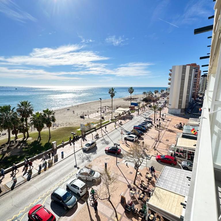 Horizonte 3 Charming apartment with breathtaking sea view at first line of Fuengirola beach - Apartamento de 3 dormitorios con vistas al mar - 10