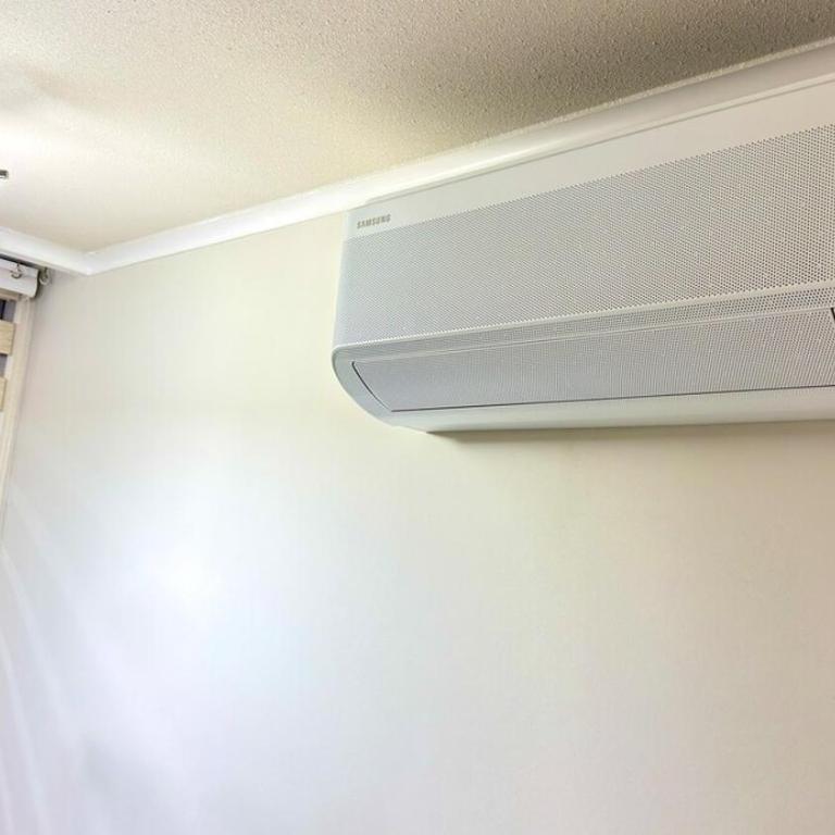 Best Location - Balcony - AC - Flexible Check-In - One-Bedroom Apartment - 12