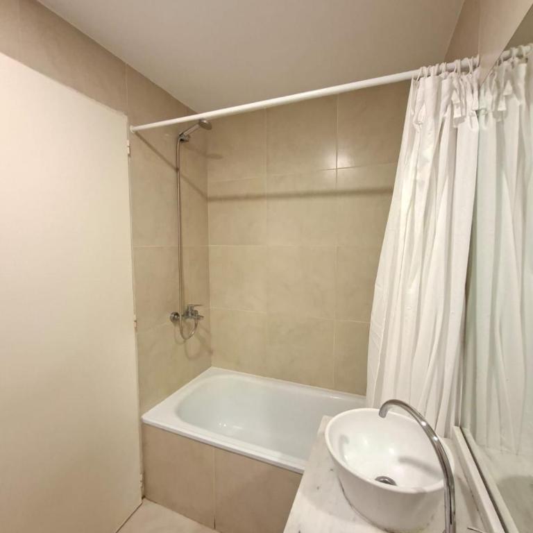 Downtown BA, Walk to Obelisco & Theatre District - Apartamento de 1 dormitorio - 31