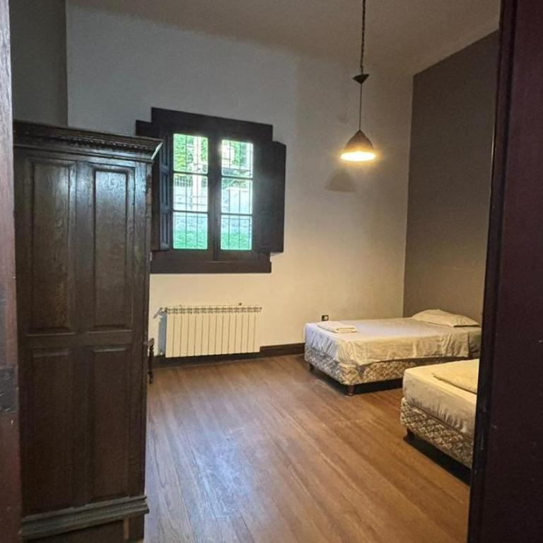 Casa antigua, familiar para desconectar - Three-Bedroom House - 13
