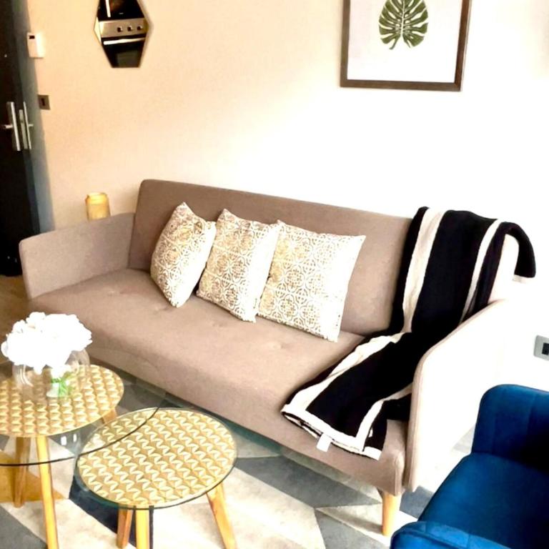 Modern 1BR Apartment, Santa Lucía Metro, Balcony - One-Bedroom Apartment - 7
