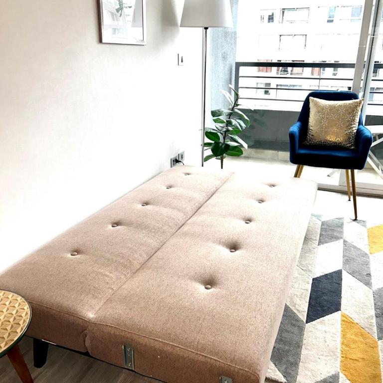 Modern 1BR Apartment, Santa Lucía Metro, Balcony - One-Bedroom Apartment - 10