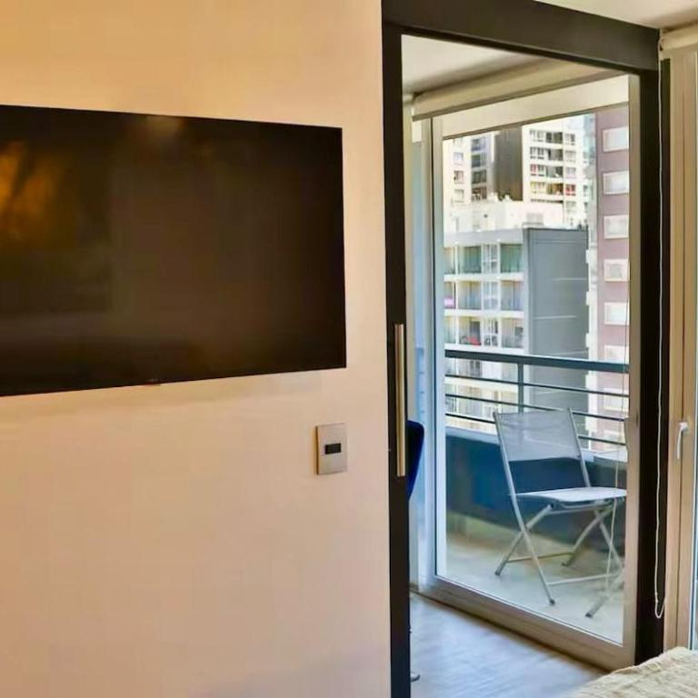 Modern 1BR Apartment, Santa Lucía Metro, Balcony - One-Bedroom Apartment - 15