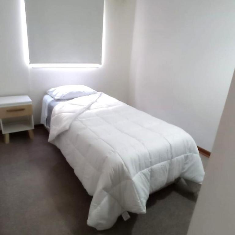 Departamento Full a 2 cuadras term buses - Apartamento de 2 dormitorios - 21