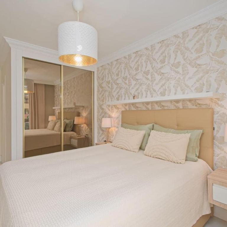 Luxury 2BR Ocean views Heated pool Garage - Single Room - 9