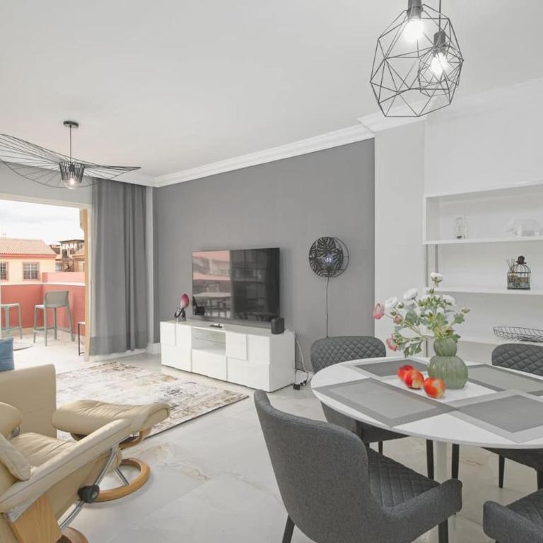 Luxury 2BR Ocean views Heated pool Garage - Single Room - 4