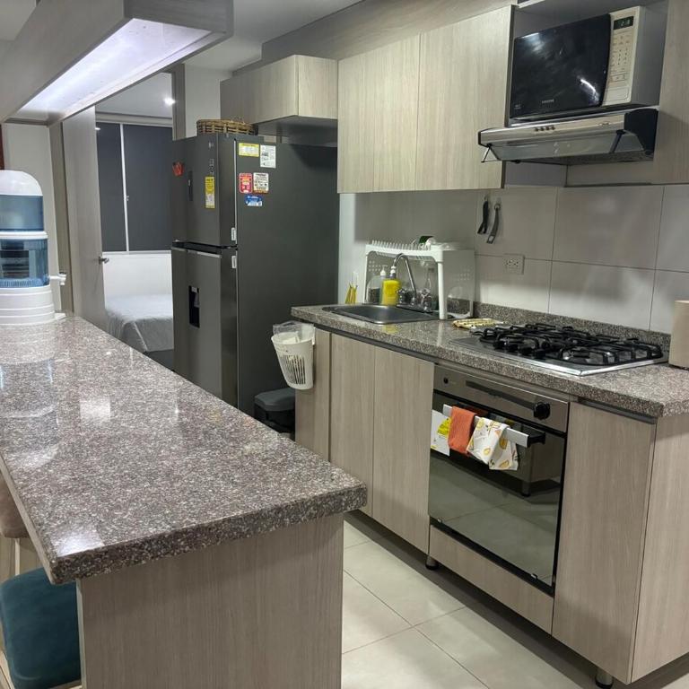 3 Bdrm 2 AC Great location Parking ElPinar5min - Apartamento de 3 dormitorios - 17
