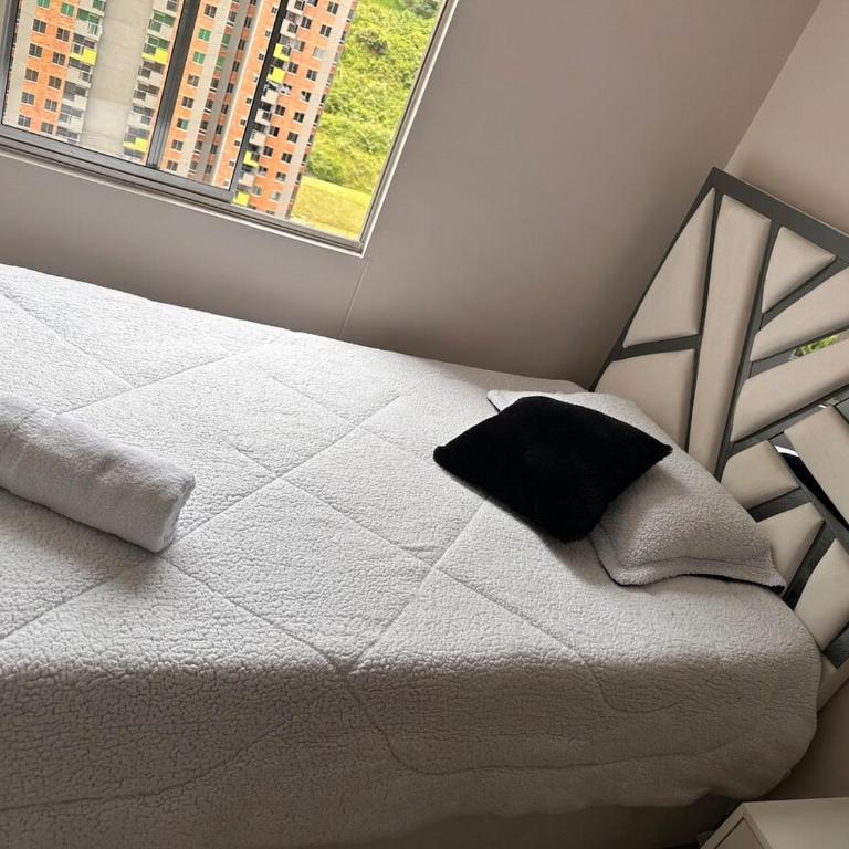Luxury apartment Itagui Medellin - Three-Bedroom Apartment - 12