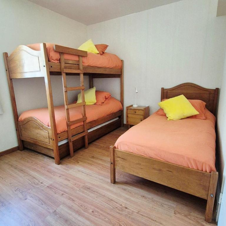 Acogedor departamento en el centro de Viña del Mar - Two-Bedroom Apartment with Garden View - 2