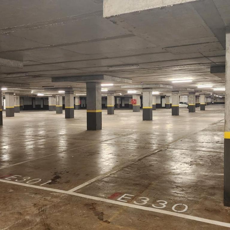 Increíble, moderno, nuevo 2D2B, incluye estacionamiento - Apartamento de 2 dormitorios - 2