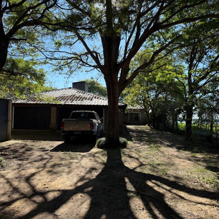 Alquiler casa frente al rio, 4 habitaciones en suite, Ituzaingó Corrientes - Casa de 4 dormitorios - 7