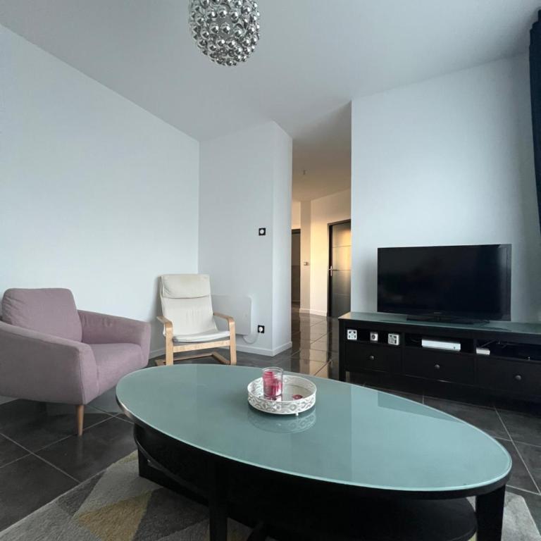 Champagne - Appartamento con 2 Camere da Letto - 2