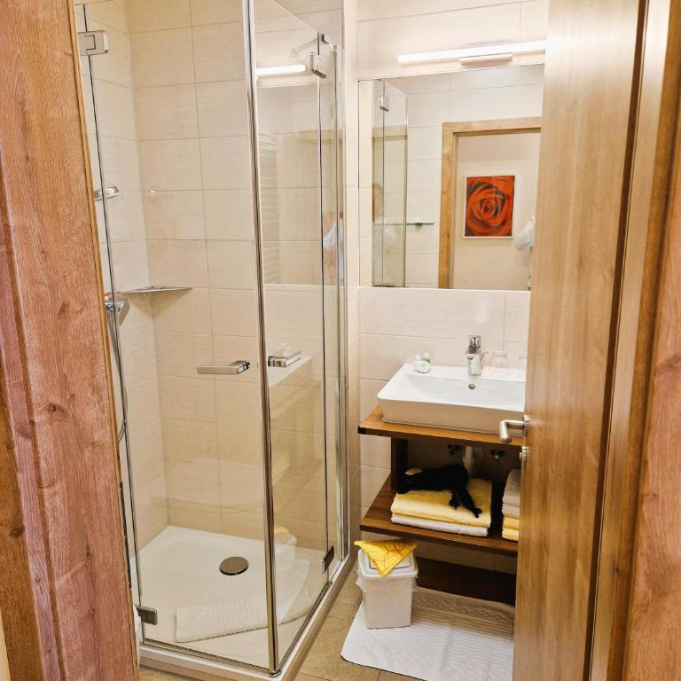 Haus am Mühlenweg - Appartement Typ 2 Haus I - sonniges und modernes Ferienappartement - Apartment mit 1 Schlafzimmer - 3