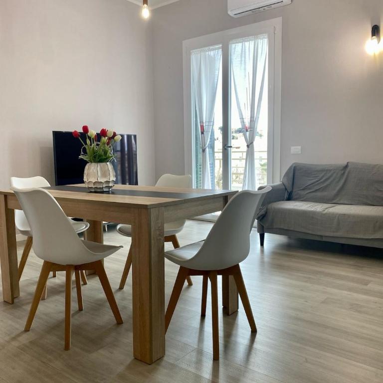 Stefy House - Apartment in Cagliari- super Balcony - Appartamento con 2 Camere da Letto, Balcone e Terrazza - 13