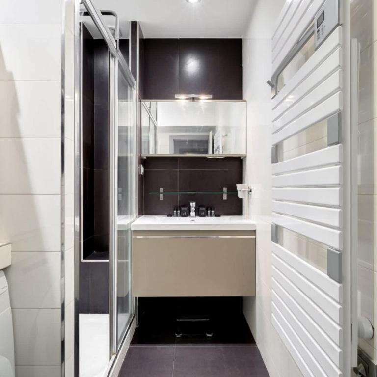 Ecrin Design - 2BR Climatise et Equipe - Apartamento - 9