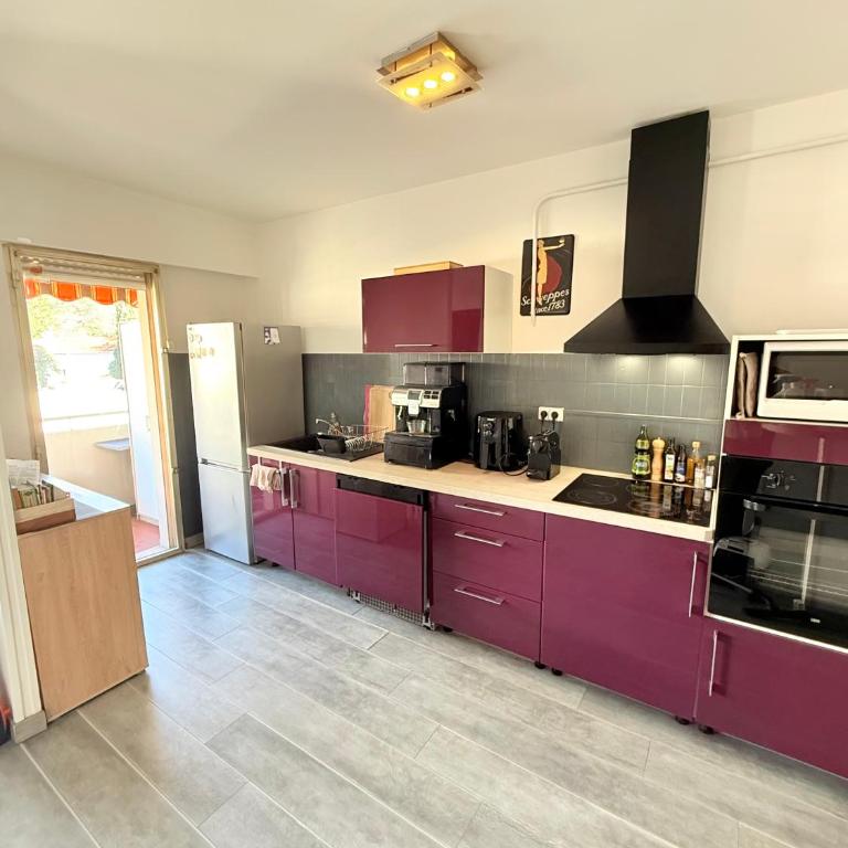 Le Gallieni - Appartement 1 Chambre avec Balcon et Vue sur la Ville - 8