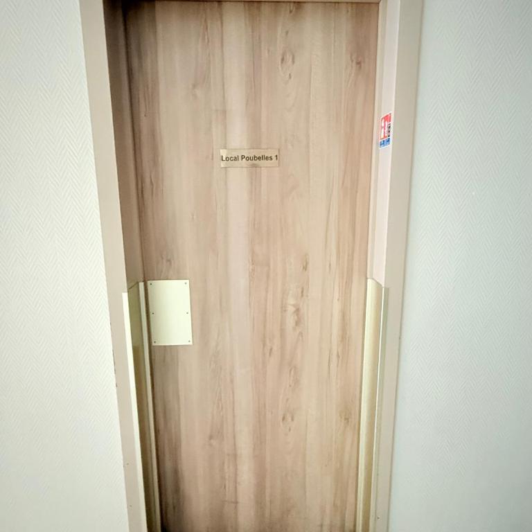 Le Gallieni - Appartement 1 Chambre avec Balcon et Vue sur la Ville - 43