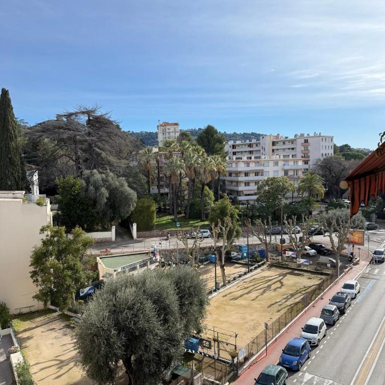 Le Gallieni - Appartement 1 Chambre avec Balcon et Vue sur la Ville - 46
