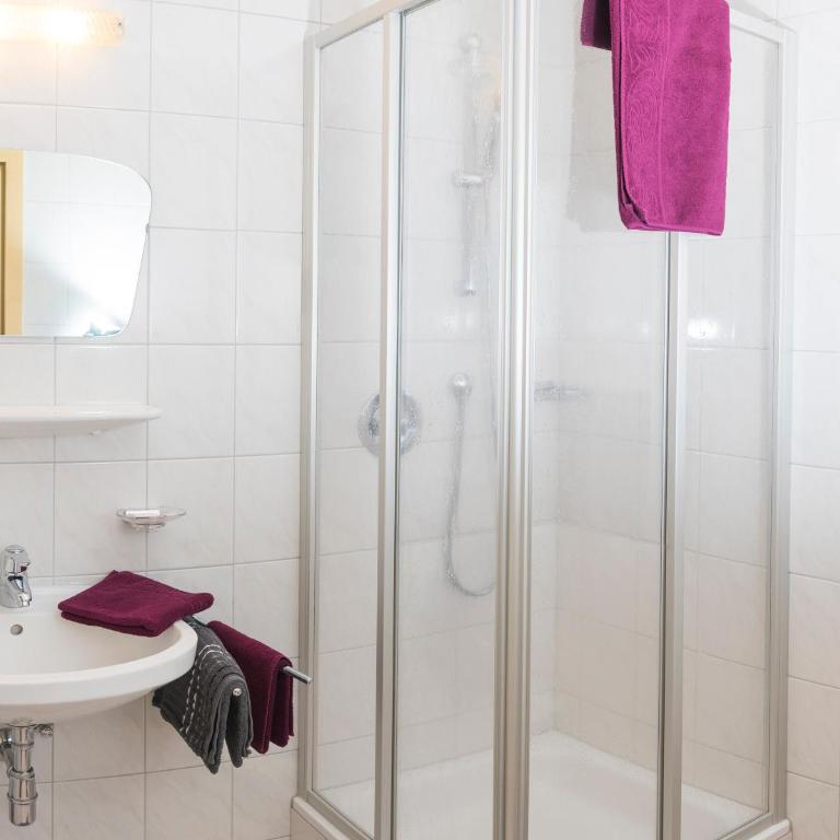 Apart Montana - Apartment mit 2 Schlafzimmern und Balkon - 2