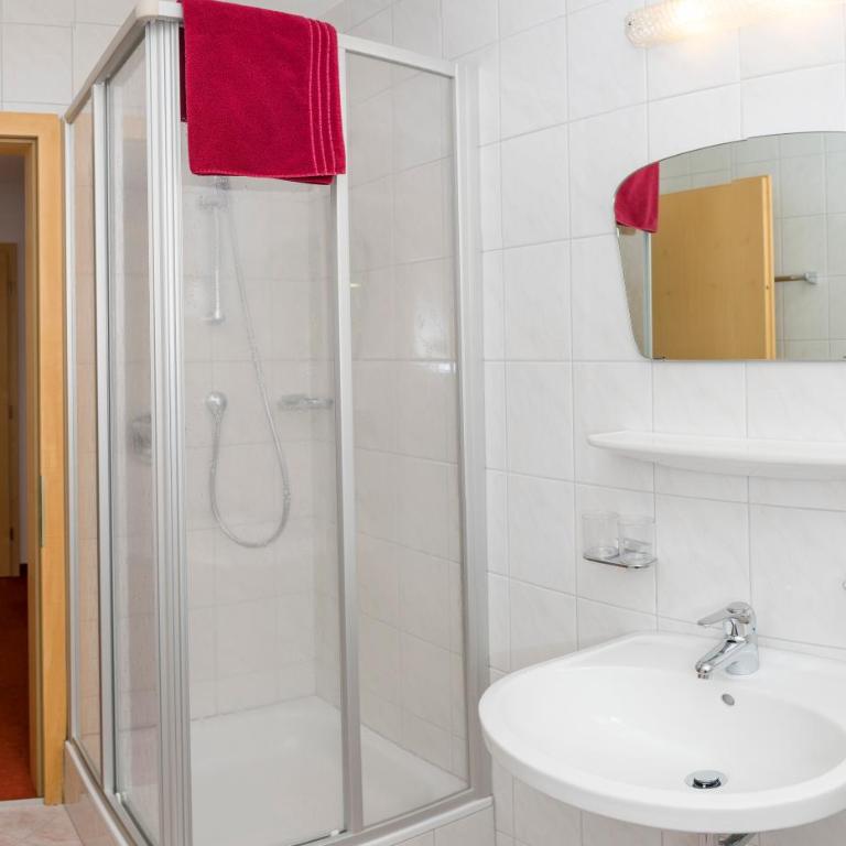Apart Montana - Apartment mit 2 Schlafzimmern und Balkon - 6