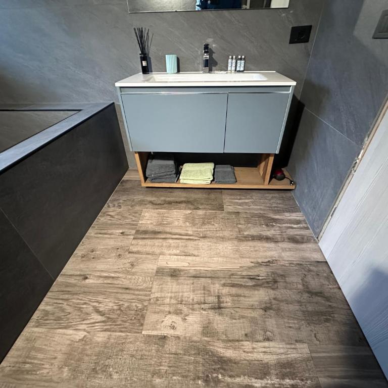 Il Riparo - Casa indipendente con due camere e vista sulle alpi - Two-Bedroom House - 18
