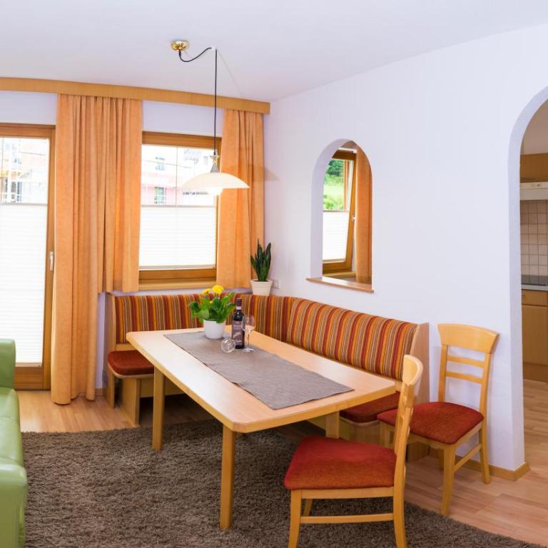 Apart Montana - Apartment mit 3 Schlafzimmern und Balkon - 13